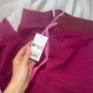 Figs Limited Edition Magenta Zamora Joggers NWT